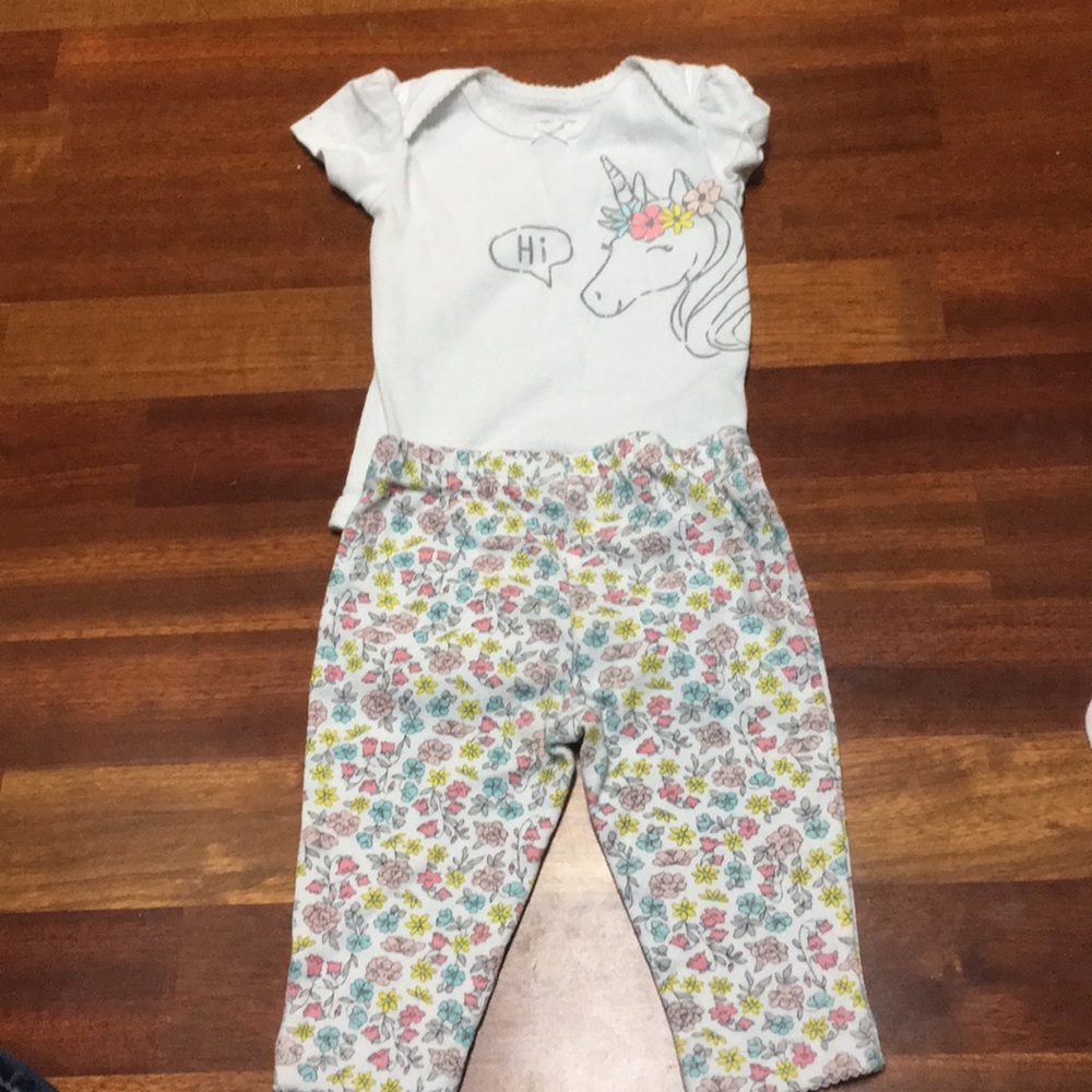 2/$10 Carters outfit